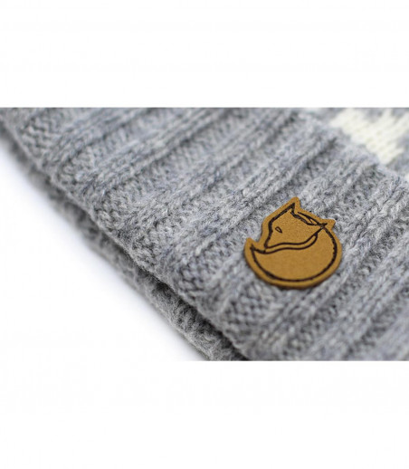 cappello pompon in lana Fjällräv cappello pompon in lana Fjällräv
